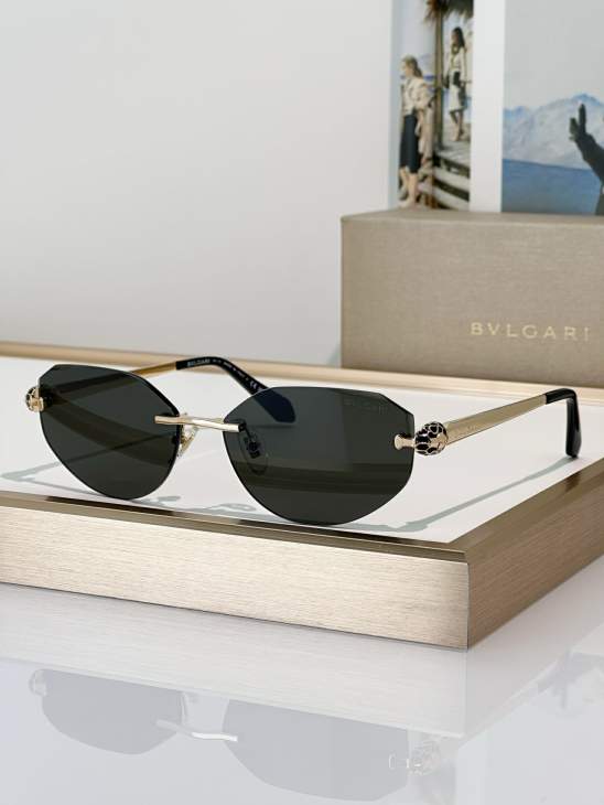 Picture of Bvlgari Sunglasses _SKUfw79279540fw